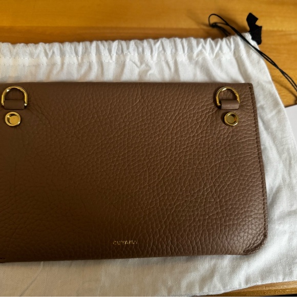 Cuyana flap bag - Picture 3 of 3